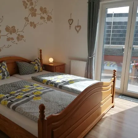 Ferienwohnung Henrich Edesheim